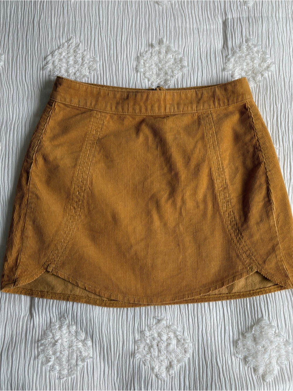 PacSun Retro Mustard Yellow Corduroy Tulip Scalloped Hem Mini Skirt Sz 24